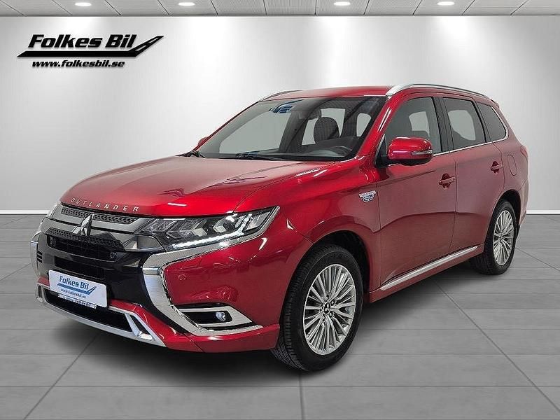 Röd Begagnad 2019 Mitsubishi Outlander P-HEV SUV | 259 000 kr (Marknadspris) - Bild 1/4