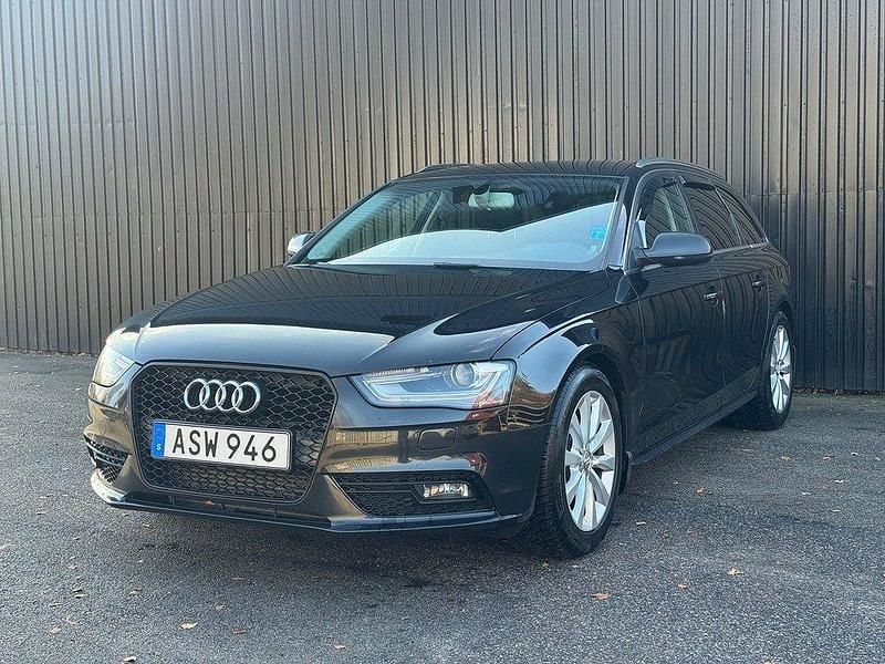 Svart Begagnad 2012 Audi A4 Kombi | 99 700 kr (Marknadspris) - Bild 1/4