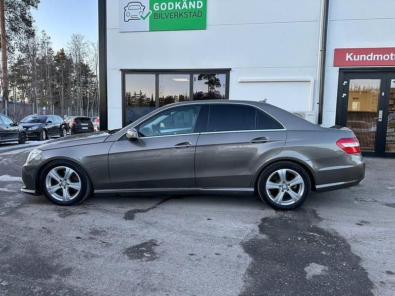 Begagnad Mercedes E220 Classic 170 HK (125 kW) 2013 Grå