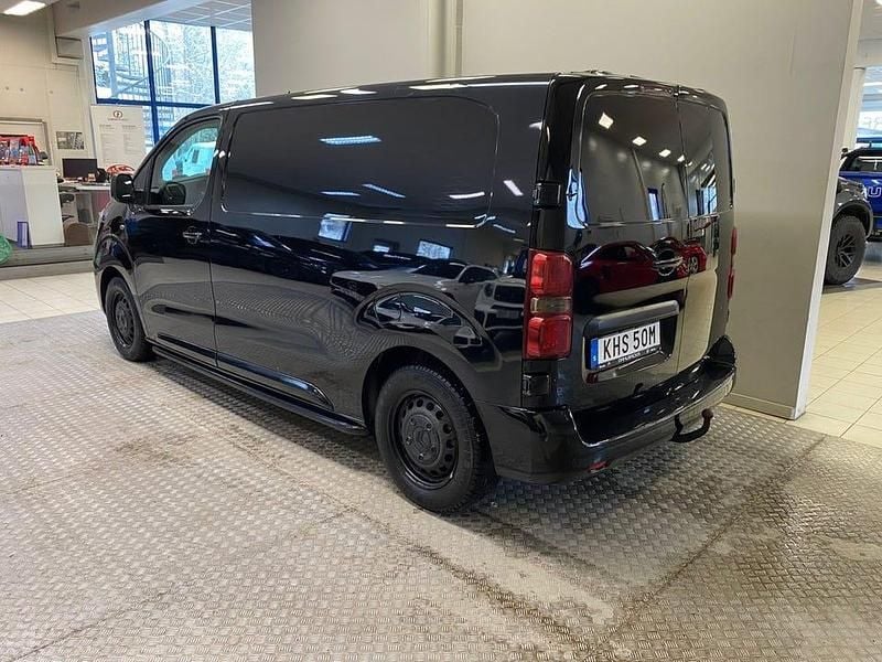 Begagnad Citroën e-Jumpy Business Class 100 kW (136 HK) 2021 Svart Minibuss