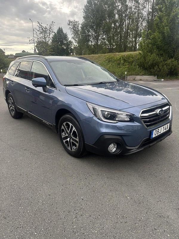 Blå Begagnad 2019 Subaru Outback SUV | 237 000 kr (Marknadspris) - Bild 1/4