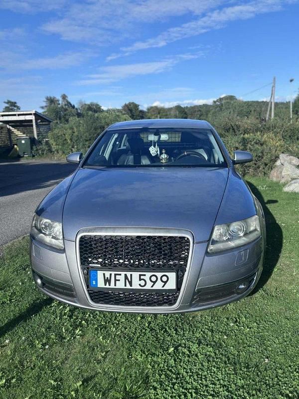 Silver Begagnad 2005 Audi A6 Proline Sedan | 57 000 kr (Lite dyr) - Bild 1/4