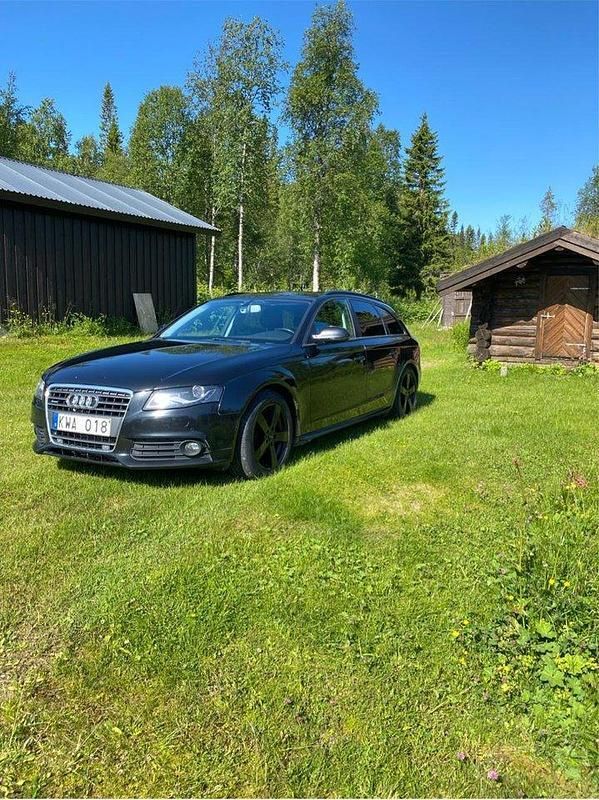 Svart Begagnad 2011 Audi A4 Kombi | 64 000 kr (Marknadspris) - Bild 1/4