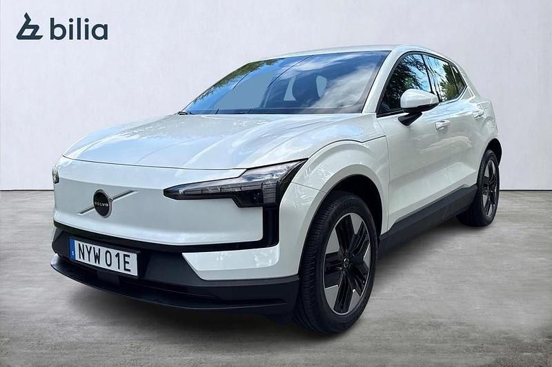 Vit Begagnad 2024 Volvo EX30 Single Motor Extended Range SUV | 349 000 kr - Bild 1/3
