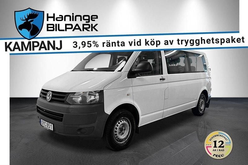 Vit Begagnad 2013 VW Caravelle Trendline Minibuss | 129 900 kr (Superpris) - Bild 1/4