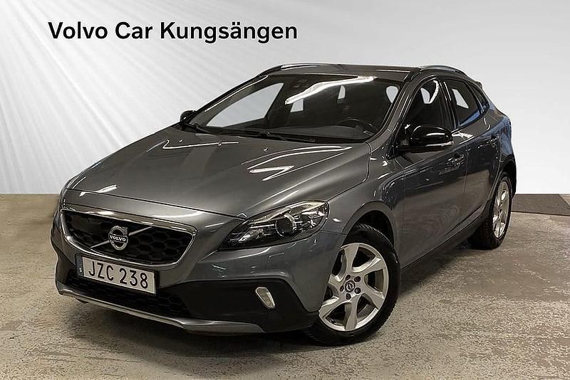 Grå Begagnad 2016 Volvo V40 Business Edition Halvkombi | 119 800 kr (Bra pris) - Bild 1/2