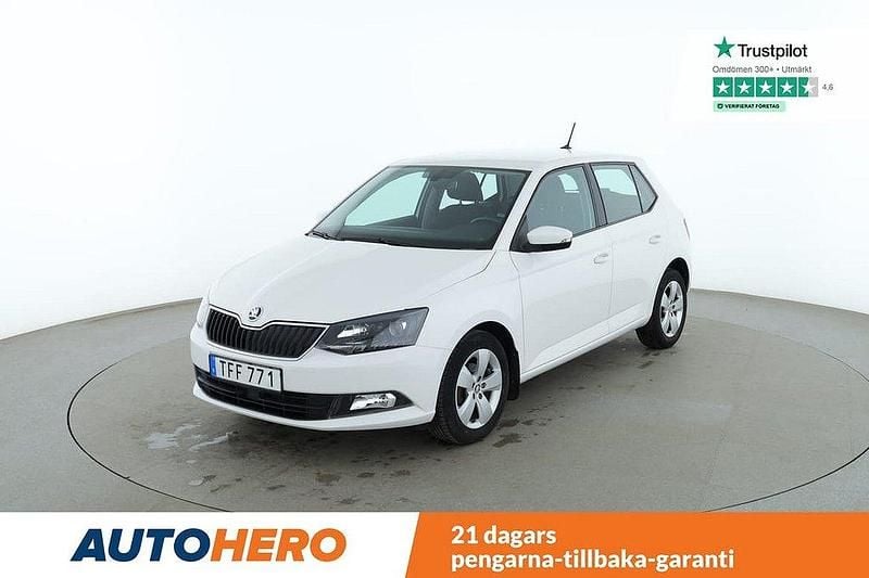 Vit Begagnad 2018 Skoda Fabia Style Halvkombi | 141 000 kr (Marknadspris) - Bild 1/4