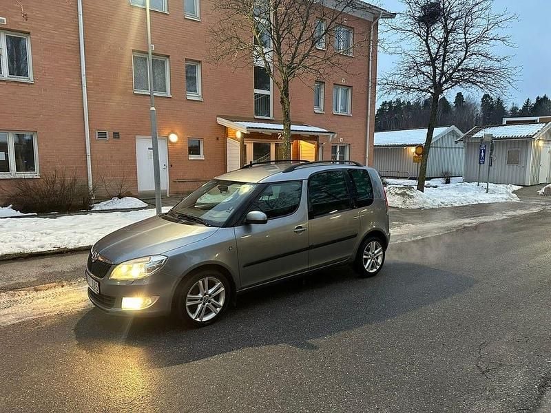 Begagnad 2014 Skoda Roomster Minibuss | 38 000 kr (Marknadspris) - Bild 1/4