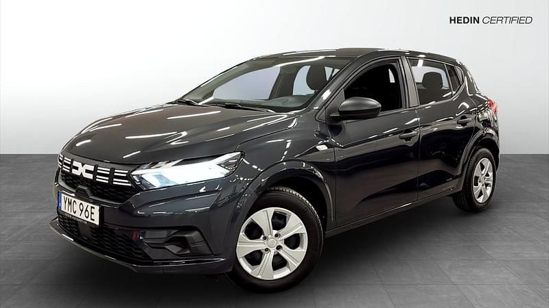 Begagnad Dacia Sandero Essentiel 91 HK (66 kW) 2022 Grå Halvkombi