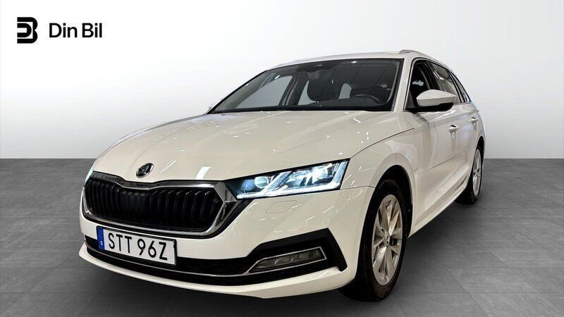 Vit Begagnad 2021 Skoda Octavia Style Kombi | 259 900 kr (Marknadspris) - Bild 1/4