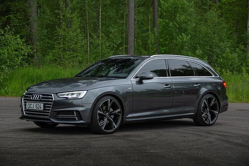 Grå Begagnad 2016 Audi A4 S-Line Kombi | 230 000 kr (Dyr) - Bild 1/4