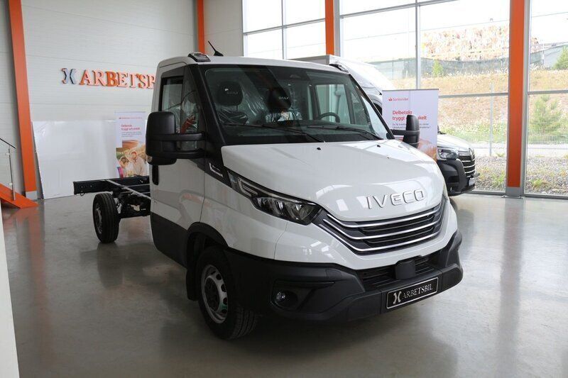Begagnad Iveco Daily 2024 Vit Van