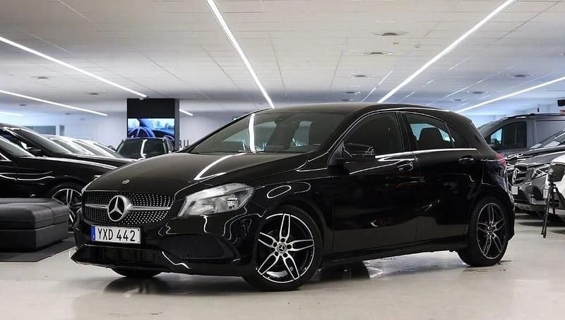 Begagnad 2018 Mercedes A180 | 152 000 kr (Dyr) - Bild 1/4
