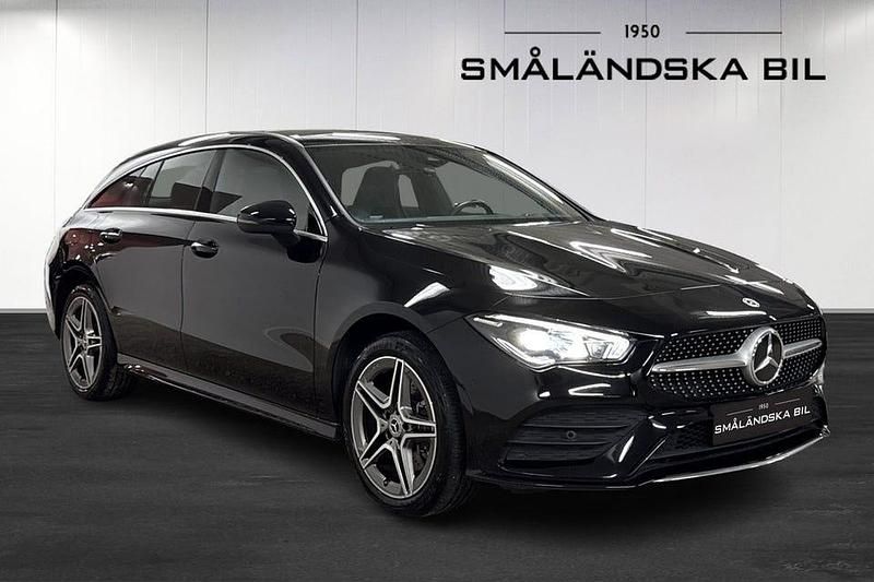 Begagnad Mercedes CLA250 Shooting Brake AMG 218 HK (160 kW) 2023 Svart Kombi