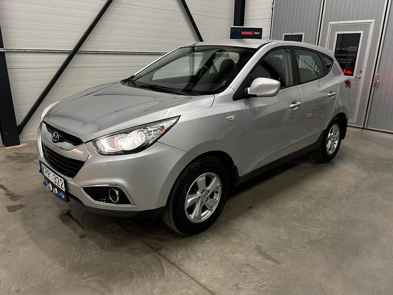 Silver Begagnad 2011 Hyundai ix35 Select SUV | 99 800 kr (Marknadspris) - Bild 1/4