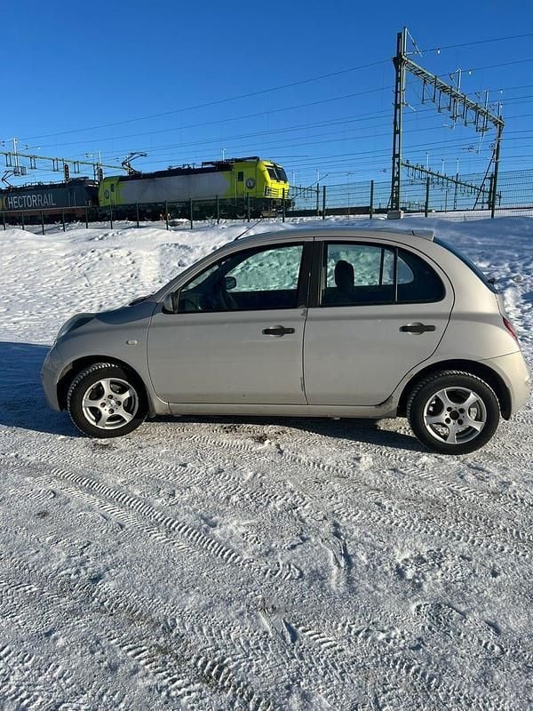 Begagnad Nissan Micra 80 HK (58 kW) 2009