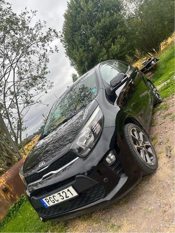 Svart Begagnad 2018 Kia Picanto Launch Edition Halvkombi | 95 000 kr (Marknadspris) - Bild 1/4