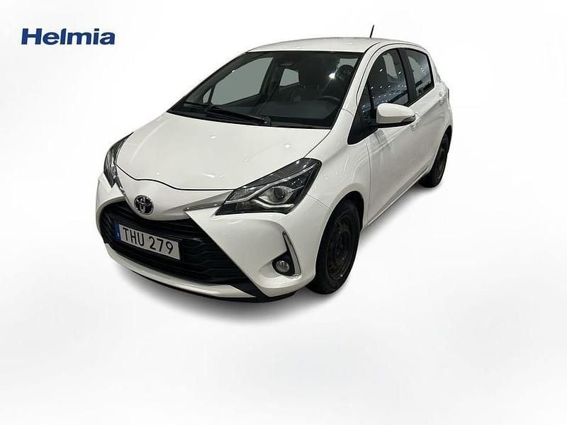Vit Begagnad 2020 Toyota Yaris | 154 900 kr (Superpris) - Bild 1/4