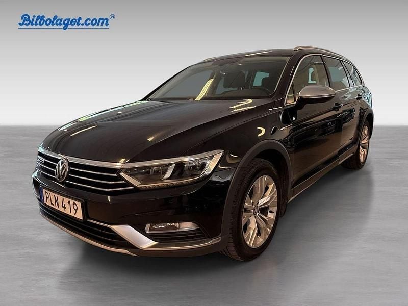 Svart Begagnad 2018 VW Passat Alltrack Kombi | 209 000 kr (Marknadspris) - Bild 1/4