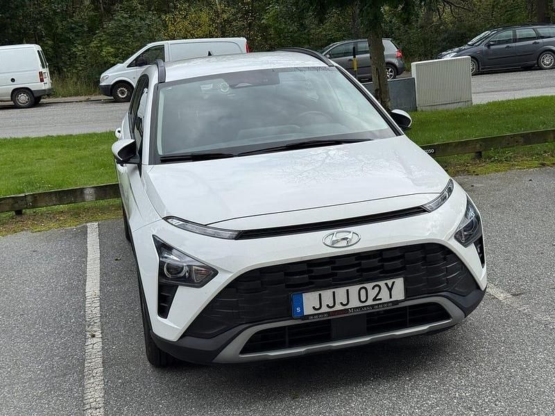 Begagnad Hyundai Bayon Essential 101 HK (74 kW) 2023 Vit SUV