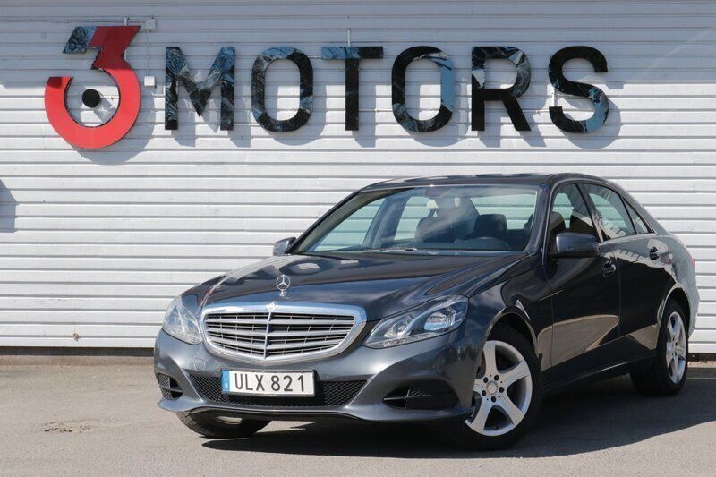 Mörkgrå Begagnad 2014 Mercedes E250 Classic Sedan | 199 900 kr (Marknadspris) - Bild 1/4