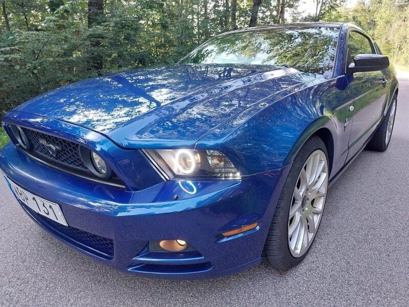 Blå Begagnad 2014 Ford Mustang Sportkupé | 199 000 kr - Bild 1/4