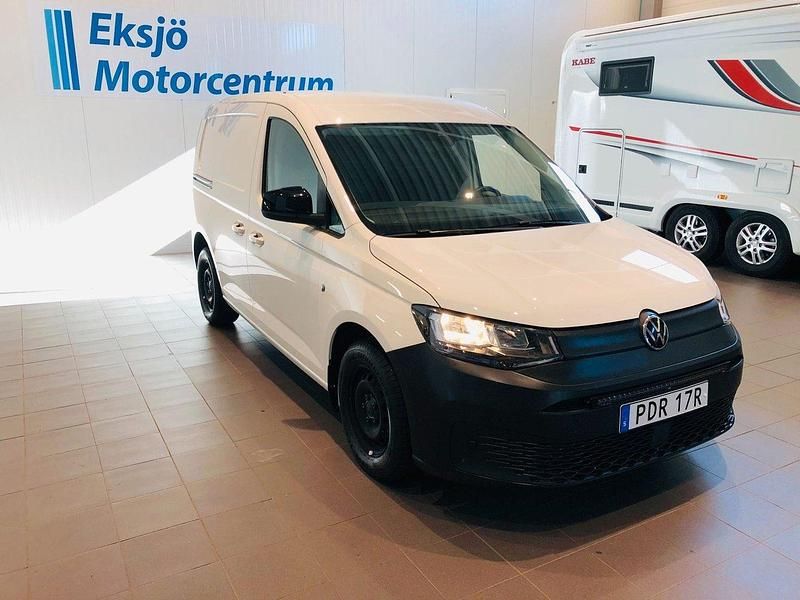 Vit Begagnad 2023 VW Caddy Minibuss | 259 000 kr (Lite dyr) - Bild 1/4