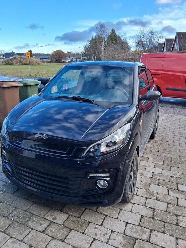 Begagnad 2018 Ligier JS50 Halvkombi | 74 000 kr - Bild 1/4