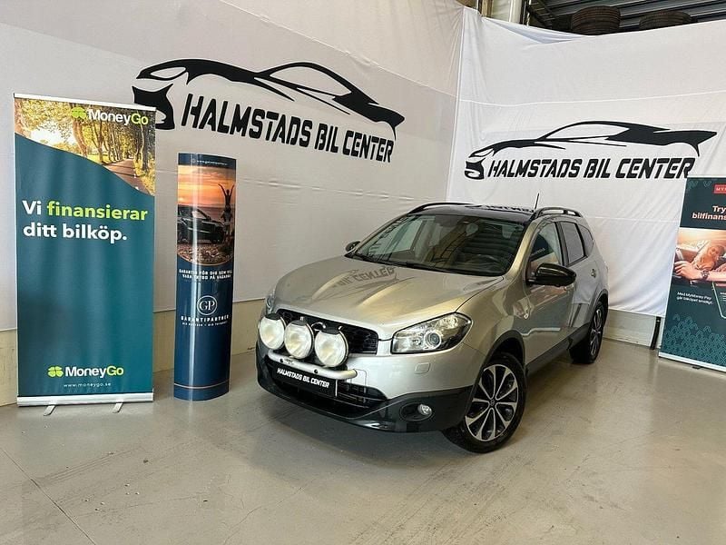 Silver Begagnad 2013 Nissan Qashqai +2 SUV | 54 900 kr (Marknadspris) - Bild 1/4