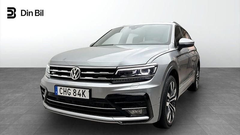 Silver Begagnad 2021 VW Tiguan Allspace R-line SUV | 309 900 kr (Superpris) - Bild 1/4
