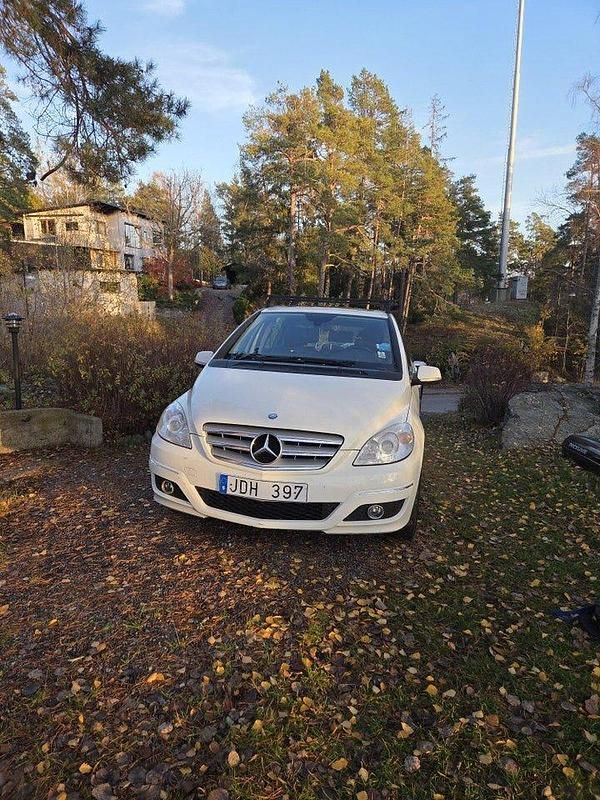 Begagnad 2009 Mercedes B170 Minibuss | 33 000 kr (Marknadspris) - Bild 1/4