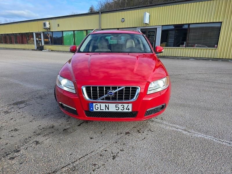 Begagnad Volvo V70 145 HK (106 kW) 2008 Kombi