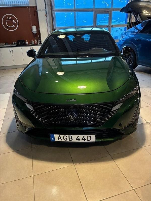 Grön Begagnad 2022 Peugeot 308 GTi Halvkombi | 239 900 kr (Lite dyr) - Bild 1/4