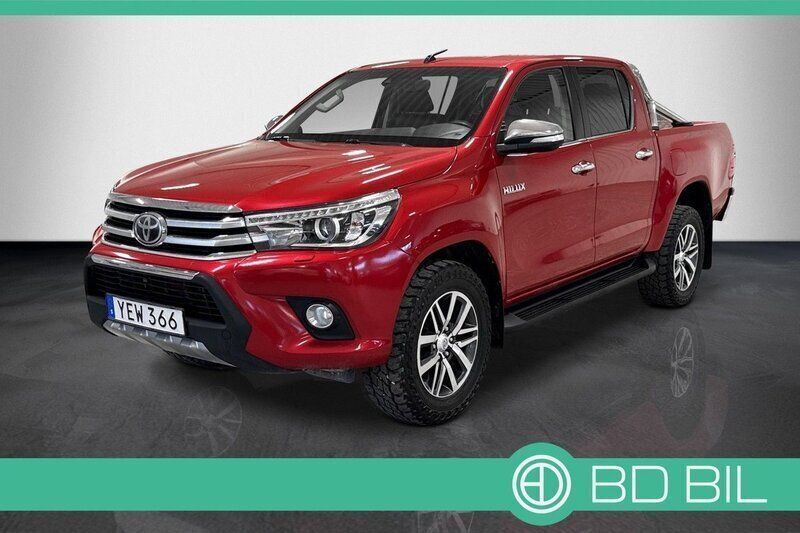Röd (rödmetallic) Begagnad 2016 Toyota HiLux Premium Pickup | 359 900 kr (Bra pris) - Bild 1/3