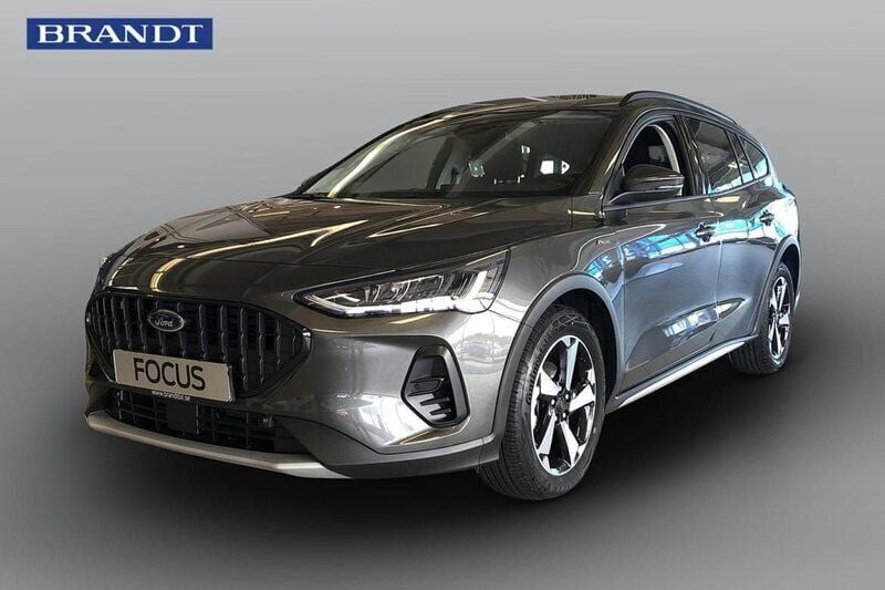 Svart Begagnad 2023 Ford Focus Kombi | 299 900 kr (Dyr) - Bild 1/1