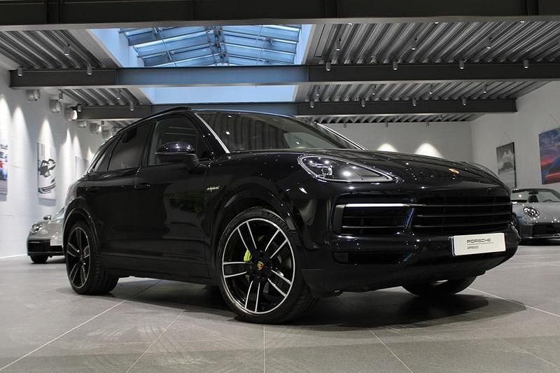 Svart Begagnad 2021 Porsche Cayenne SUV | 625 000 kr (Superpris) - Bild 1/4