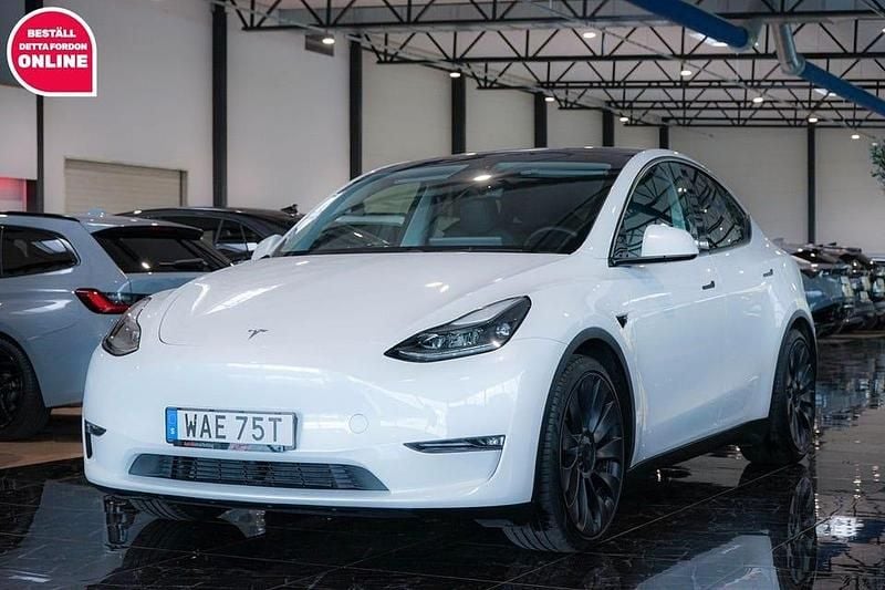 Vit Begagnad 2022 Tesla Model Y Performance SUV | 359 500 kr (Bra pris) - Bild 1/4