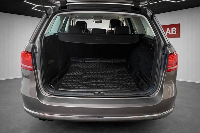 Begagnad VW Passat 170 HK (125 kW) 2011 Ljusbrun Kombi