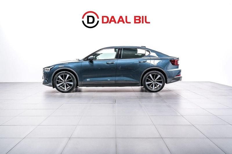 Mörkblå Begagnad 2021 Polestar 2 Pilot Sedan | 328 700 kr (Bra pris) - Bild 1/4
