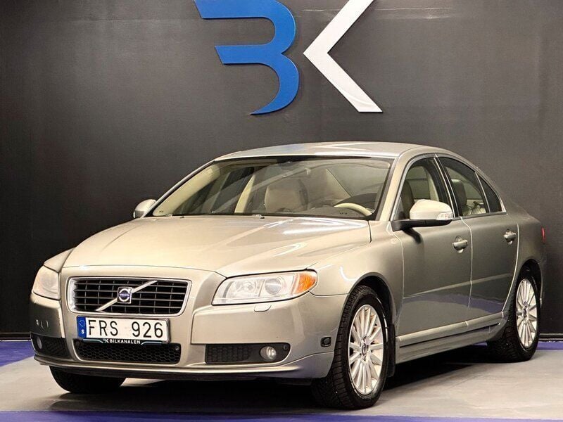 Ljusgrön Begagnad 2007 Volvo S80 Summum Sedan | 79 900 kr (Lite dyr) - Bild 1/4