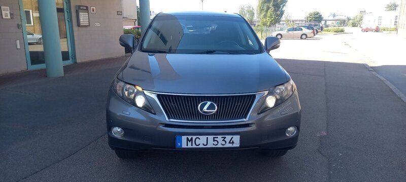 Grå Begagnad 2012 Lexus RX450h Luxury Line SUV | 156 900 kr (Superpris) - Bild 1/4