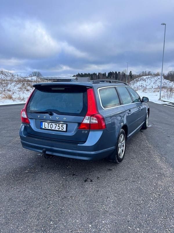 Begagnad Volvo V70 Momentum 163 HK (119 kW) 2012 Kombi