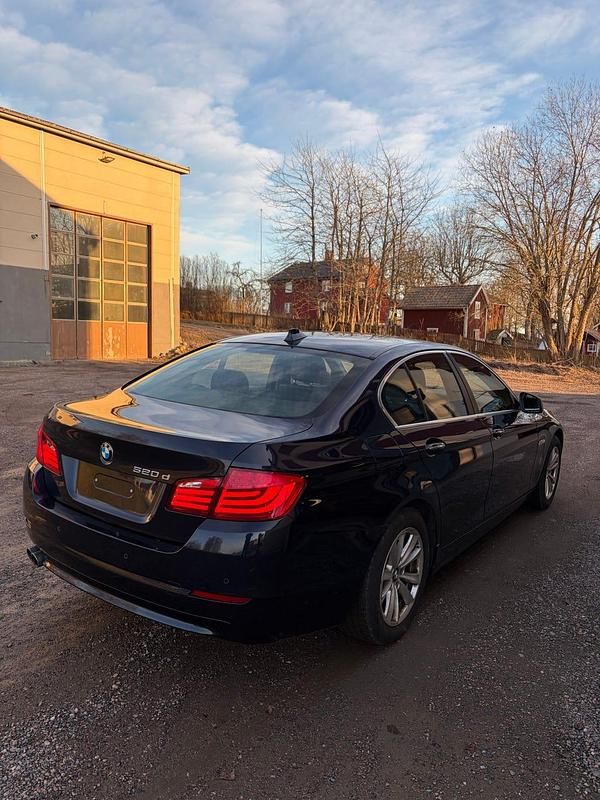 Begagnad BMW 520 184 HK (135 kW) 2012 Sedan