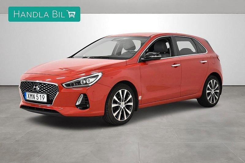 Röd Begagnad 2017 Hyundai i30 Premium Halvkombi | 149 900 kr (Bra pris) - Bild 1/4
