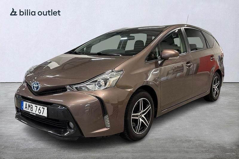 Brun Begagnad 2015 Toyota Prius+ Minibuss | 135 000 kr - Bild 1/4