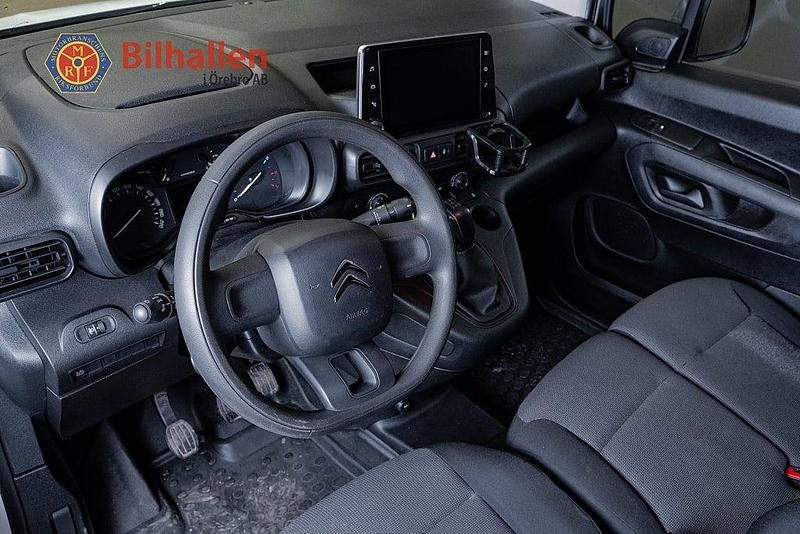 Begagnad Citroën Berlingo 102 HK (75 kW) 2019 Vit Minibuss