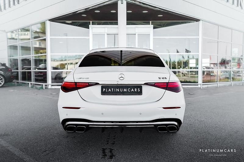 Begagnad Mercedes S63 AMG AMG 802 HK (589 kW) 2024 Opalitvit magno Sedan