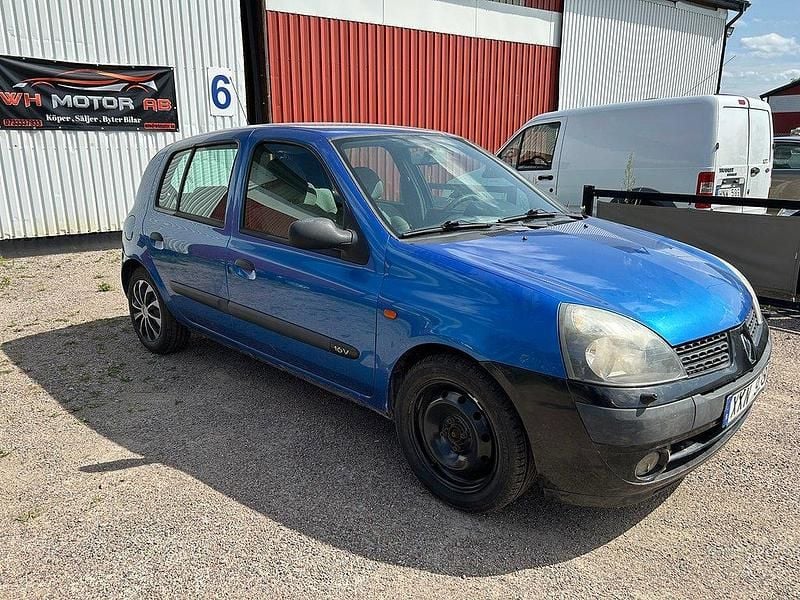 Blå Begagnad 2006 Renault Clio R.S. Authentique Halvkombi | 7 900 kr (Superpris) - Bild 1/4
