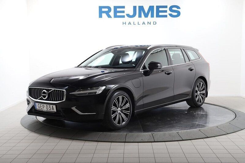 Svart Begagnad 2021 Volvo V60 Inscription Kombi | 299 500 kr (Marknadspris) - Bild 1/4