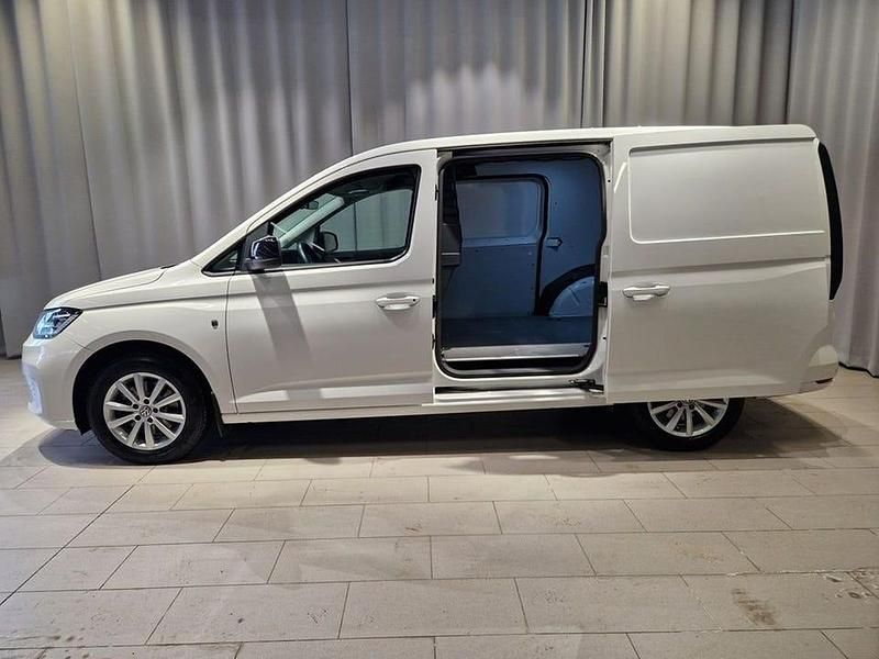 Begagnad VW Caddy 122 HK (89 kW) 2023 Vit Minibuss